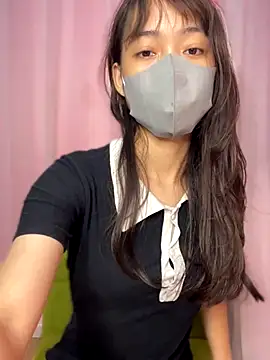 Snapshot of DA-EUN chatting on October 16, 2025, 2:23 am DA-EUN online show from October 16, 2025, 2:23 am