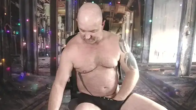 ManlyPrisonGuy online show from October 22, 2025, 11:32 am