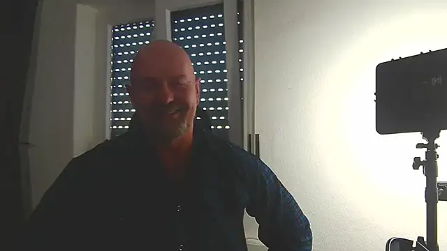 Snapshot of ManlyPrisonGuy chatting on July 16, 2026, 2:12 pm ManlyPrisonGuy online show from July 16, 2026, 2:12 pm