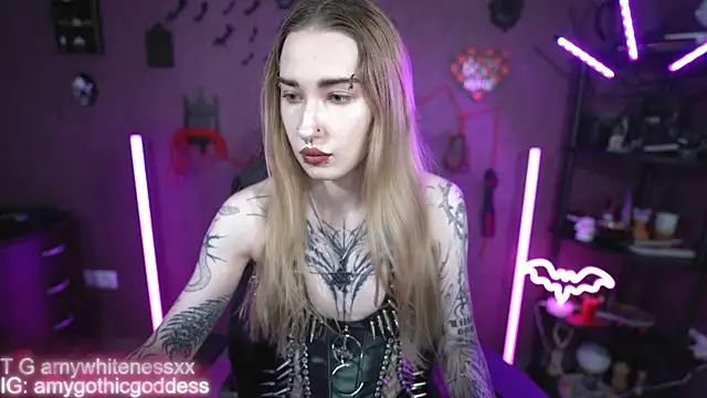 amywhitenessxx online show from June 2, 2026, 3:36 pm