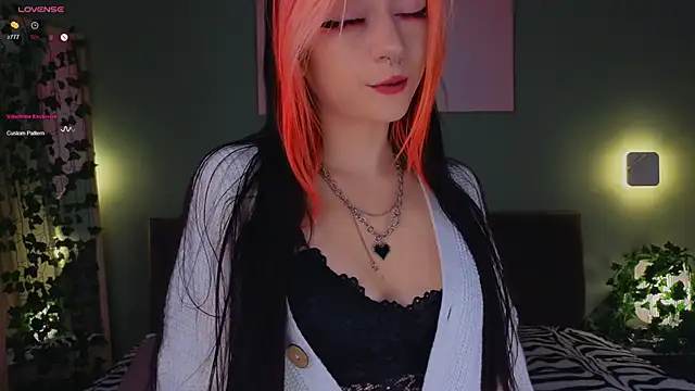 TristaRoht online show from January 23, 2025, 3:11 pm