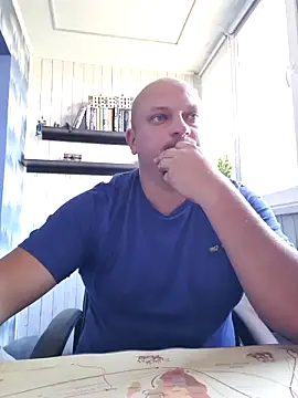 Snapshot of Pandasky chatting on October 1, 2025, 10:10 am Pandasky online show from October 1, 2025, 10:10 am