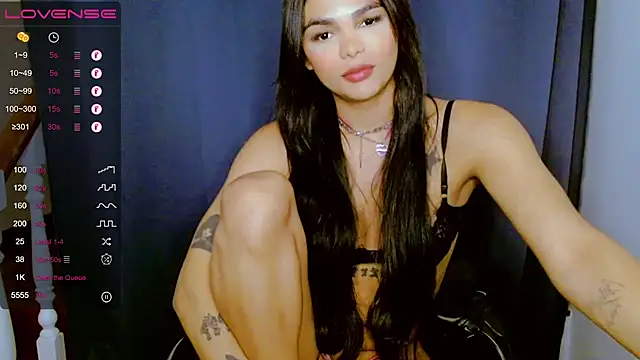 Snapshot of isahot22 chatting on January 15, 2025, 12:41 am isahot22 online show from January 15, 2025, 12:41 am