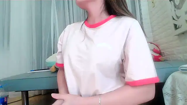 Miyeon 99999 online show from October 25, 2025, 1:40 pm