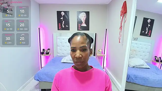 kimmturner online show from October 11, 2025, 12:58 pm