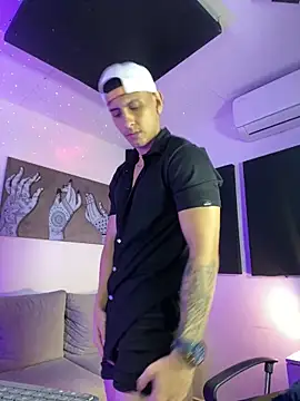 Snapshot of _Ryan_walker chatting on September 20, 2025, 2:56 am Ryan walker online show from September 20, 2025, 2:56 am