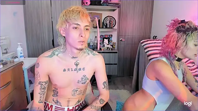 badeyes crazygoat online show from April 6, 2026, 10:22 pm