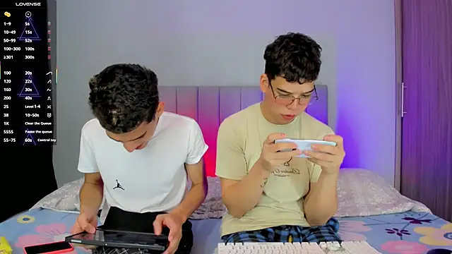 Snapshot of jake_and_joaquin chatting on March 14, 2025, 7:59 am jake and joaquin online show from March 14, 2025, 7:59 am