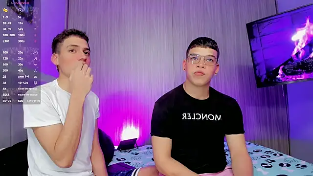 Snapshot of jake_and_joaquin chatting on November 12, 2025, 1:50 am jake and joaquin online show from November 12, 2025, 1:50 am