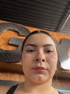 Snapshot of aneesa_darzi chatting on February 2, 2026, 9:24 pm aneesa darzi online show from February 2, 2026, 9:24 pm