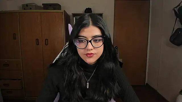 valerie  skyy online show from January 21, 2025, 2:54 am