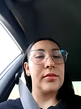 Snapshot of my-kitty chatting on November 6, 2025, 10:21 pm my-kitty online show from November 6, 2025, 10:21 pm