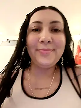 Snapshot of my-kitty chatting on January 6, 2026, 10:56 pm my-kitty online show from January 6, 2026, 10:56 pm