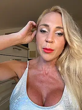 Kate-monroe online show from June 30, 2026, 1:01 pm