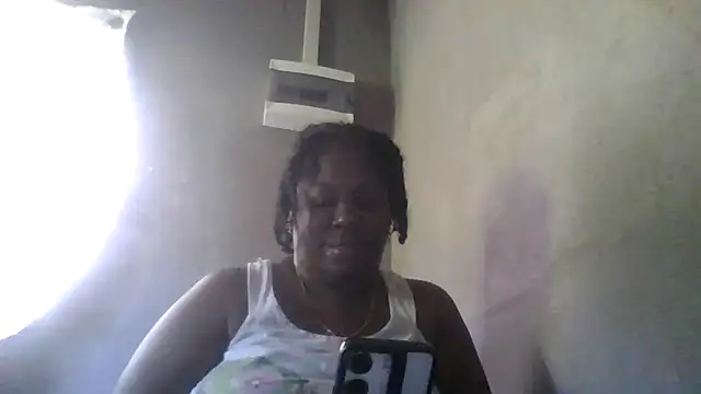 Snapshot of XgeileKutje chatting on October 29, 2025, 1:02 pm XgeileKutje online show from October 29, 2025, 1:02 pm