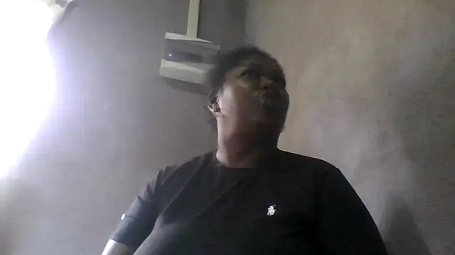 Snapshot of XgeileKutje chatting on November 23, 2025, 10:15 am XgeileKutje online show from November 23, 2025, 10:15 am