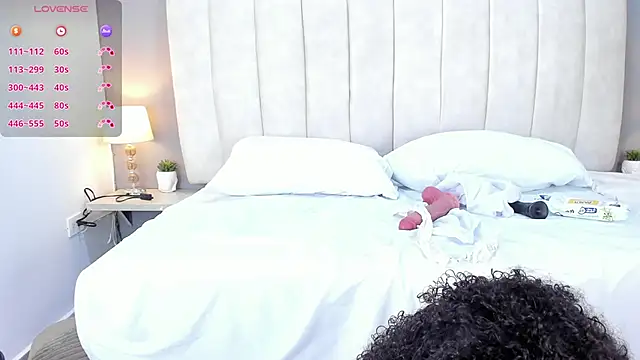 Snapshot of Ashleyy23x chatting on November 18, 2025, 7:29 pm Ashleyy23x online show from November 18, 2025, 7:29 pm