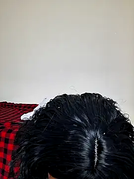 Kamdollie online show from October 20, 2025, 8:59 am