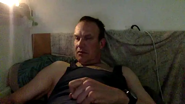 dlvis12 online show from April 16, 2026, 6:52 pm