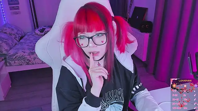 Yumi Youkai online show from October 15, 2025, 2:22 am