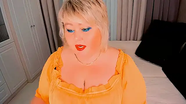 Snapshot of BIGTITSBBW chatting on February 5, 2025, 7:20 pm BIGTITSBBW online show from February 5, 2025, 7:20 pm
