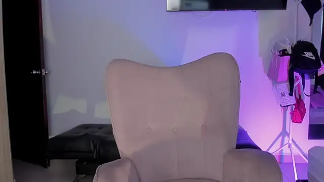 selene king2 online show from December 20, 2025, 10:39 pm