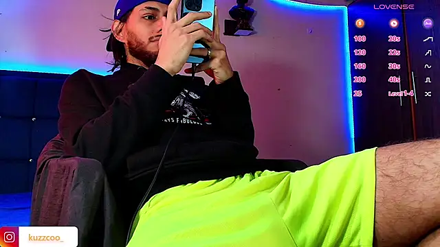 Snapshot of kuzzcoo chatting on November 21, 2025, 2:49 pm kuzzcoo online show from November 21, 2025, 2:49 pm