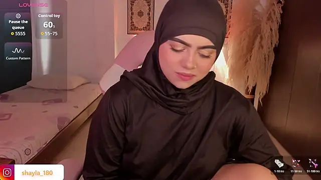 shayla 18 online show from January 6, 2026, 7:50 pm