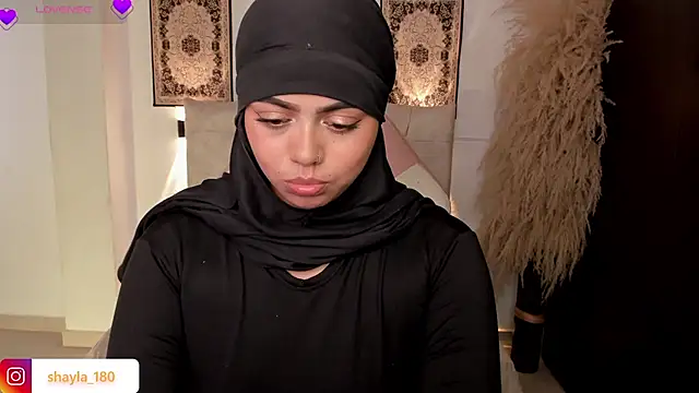 shayla 18 online show from July 28, 2026, 8:52 pm