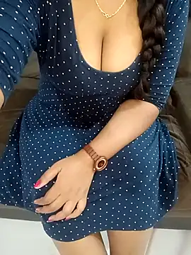 Mounika25 online show from March 10, 2025, 7:40 pm