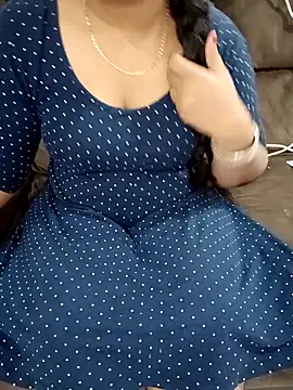 Mounika25 online show from October 19, 2025, 9:54 am