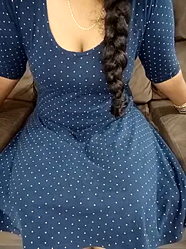 Mounika25 online show from October 24, 2025, 8:00 am