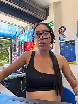 Snapshot of _alabina_ chatting on February 11, 2026, 2:55 pm alabina online show from February 11, 2026, 2:55 pm