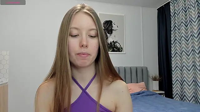 Snapshot of Peggy_Beauty chatting on December 2, 2024, 5:48 pm Peggy Beauty online show from December 2, 2024, 5:48 pm