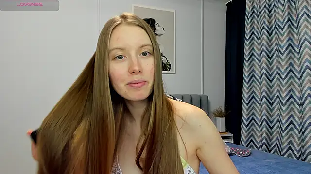Snapshot of Peggy_Beauty chatting on January 10, 2025, 9:31 pm Peggy Beauty online show from January 10, 2025, 9:31 pm