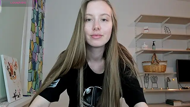 Snapshot of Peggy_Beauty chatting on October 10, 2025, 1:43 pm Peggy Beauty online show from October 10, 2025, 1:43 pm
