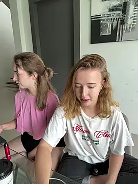 Nura n Sarah online show from January 16, 2025, 5:11 am