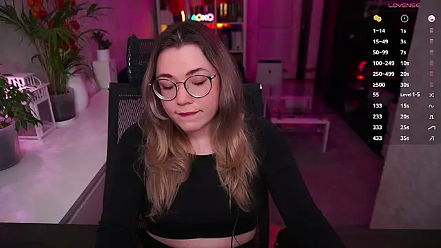 RemyCute online show from February 5, 2026, 6:01 pm