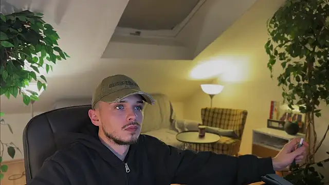 naked psy online show from November 14, 2025, 12:20 am