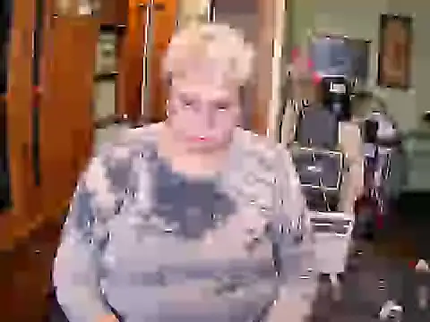 LOLA8888 online show from November 12, 2025, 8:48 am