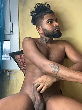 Snapshot of TiltedTen chatting on February 13, 2025, 8:06 am TiltedTen online show from February 13, 2025, 8:06 am