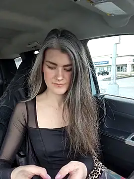 Lilmissvyx online show from March 20, 2025, 3:25 pm