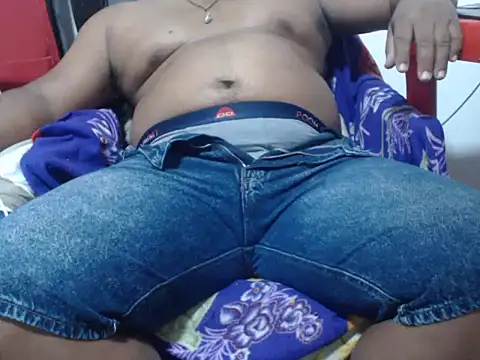 PONSE LATINO online show from December 19, 2025, 4:47 pm