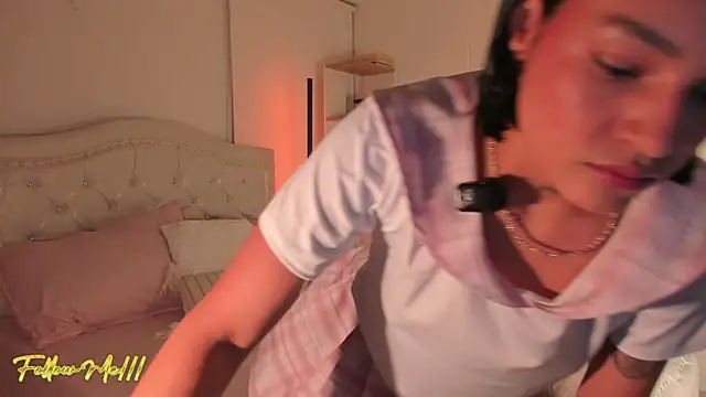 Snapshot of ninaa_sky chatting on November 29, 2025, 12:02 am ninaa sky online show from November 29, 2025, 12:02 am