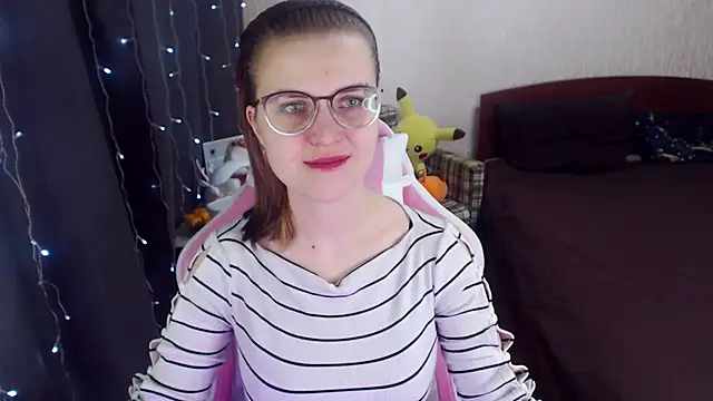 MissBrightShine online show from February 7, 2025, 10:08 am