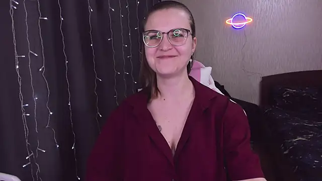 MissBrightShine online show from February 20, 2025, 4:14 pm