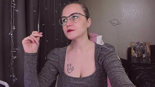 MissBrightShine online show from January 16, 2026, 10:41 am