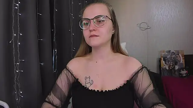 MissBrightShine online show from March 6, 2026, 11:28 am