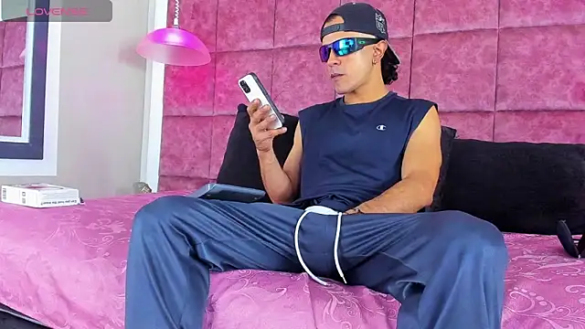 steffanxxll online show from March 5, 2026, 9:22 pm