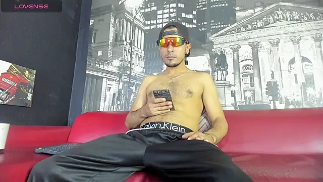 steffanxxll online show from July 17, 2026, 3:50 pm